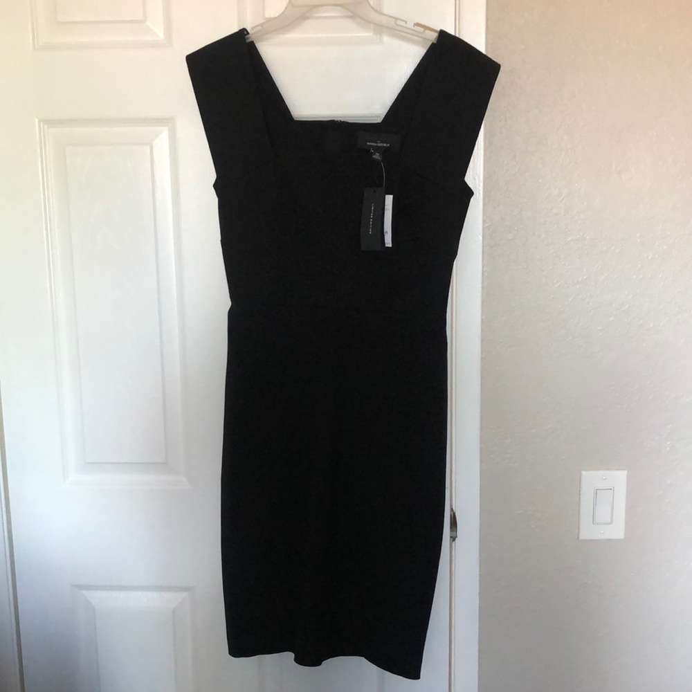 Banana republic little black dress - size 10